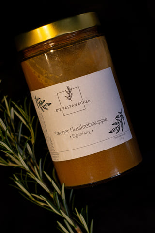 Trauner Flusskrebssuppe